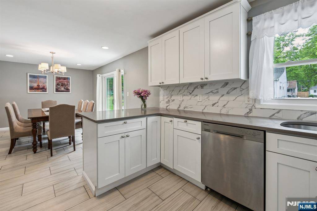 West Orange, NJ 07052,35 Cleveland TER