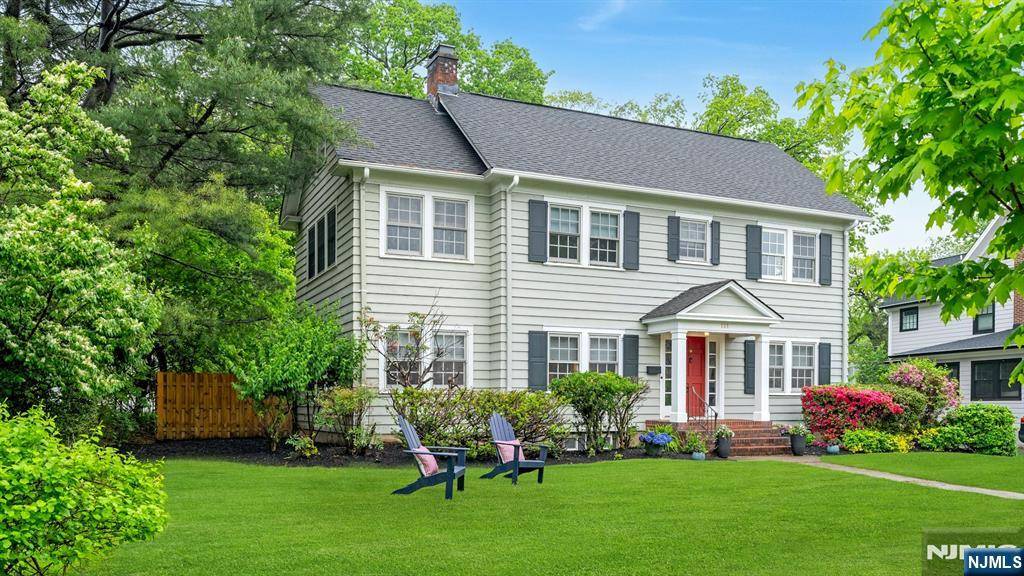 Montclair, NJ 07043,121 Beverly RD