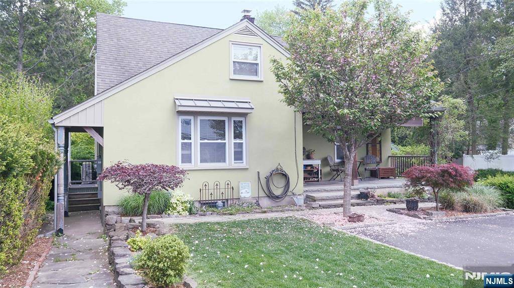 Montvale, NJ 07645,9 Walnut ST