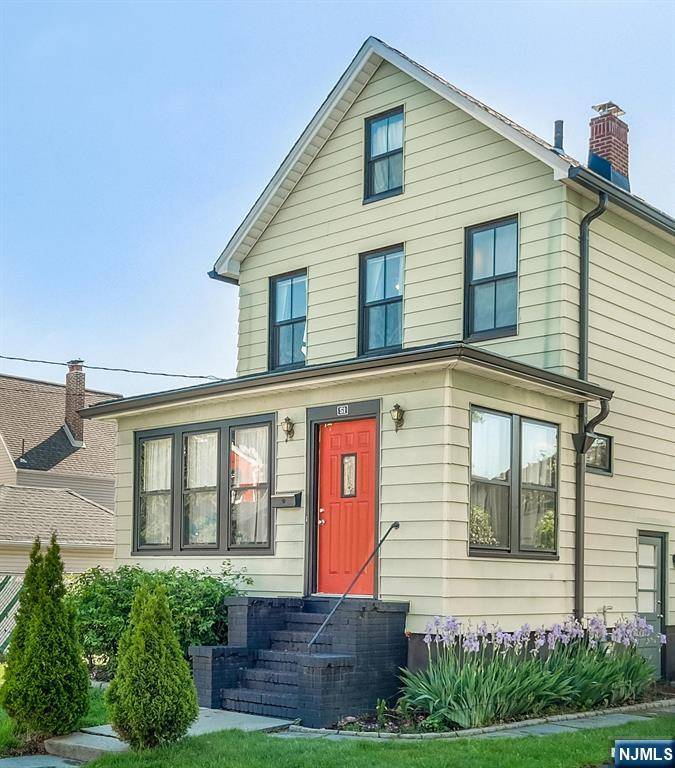 Rutherford, NJ 07070,51 Maple ST
