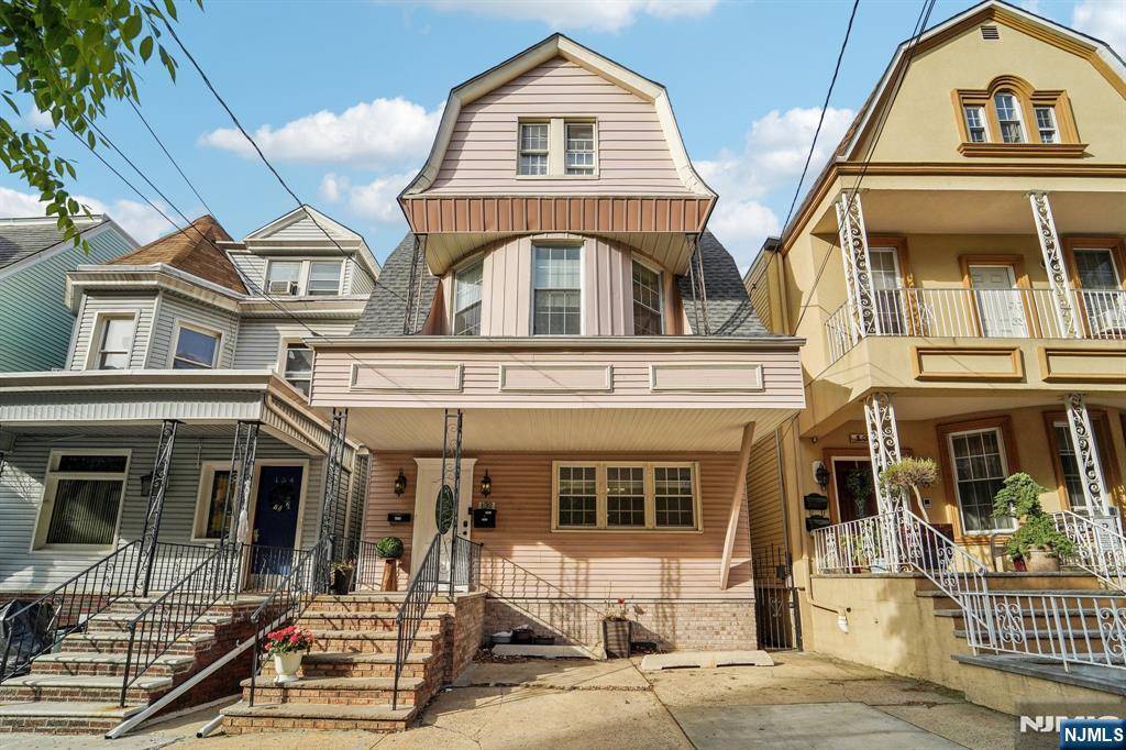 Jersey City, NJ 07304,132 Kensington AVE