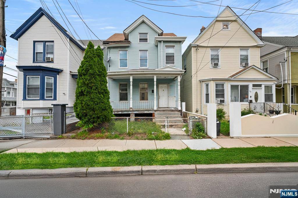 Passaic, NJ 07055,52 Lincoln ST