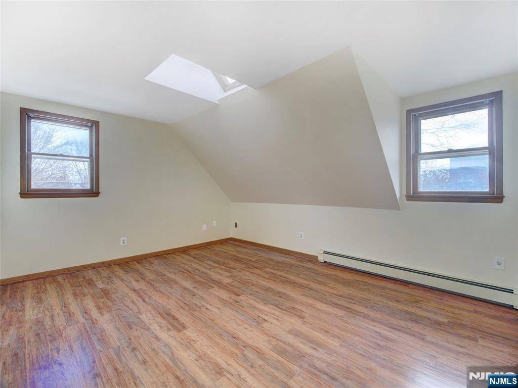 Montclair, NJ 07042,60 Greenwood #3
