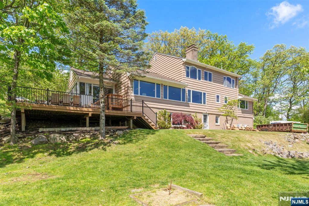 Kinnelon Borough, NJ 07405,756 Ridge Road TER