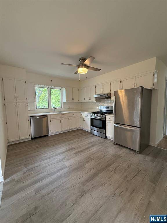 Hasbrouck Heights, NJ 07604,203 Terrace AVE #2