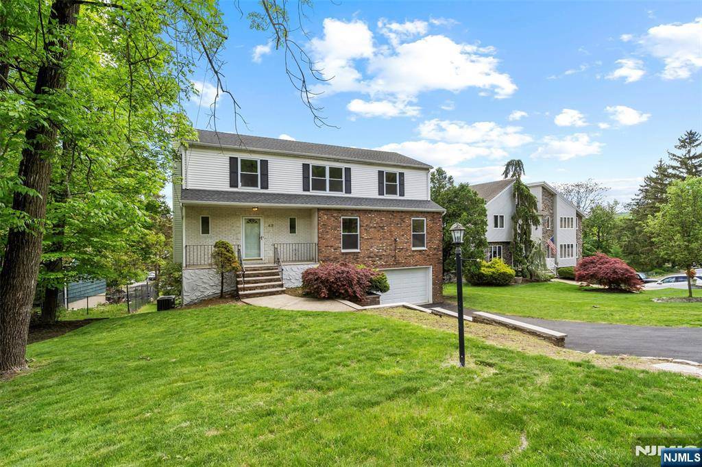 Bloomingdale, NJ 07403,43 Elizabeth ST