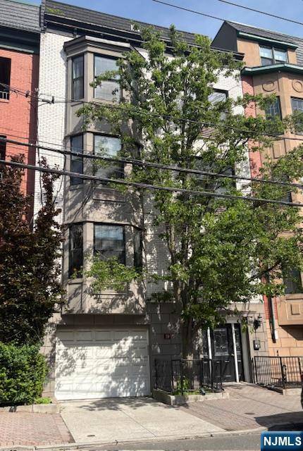 Hoboken, NJ 07030,81 Grand ST #2B