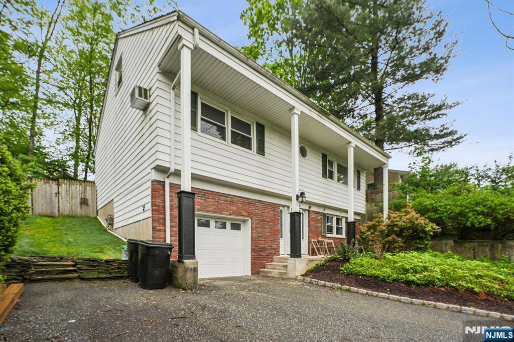 Ringwood, NJ 07456,11 Beech CT