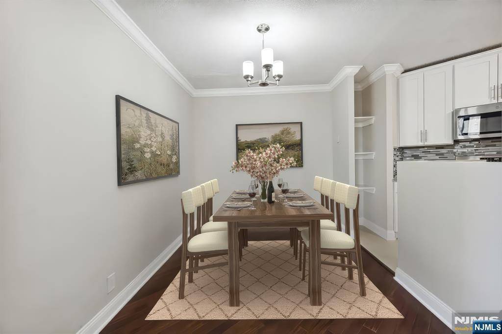 Guttenberg, NJ 07093,7002 Boulevard East #17H