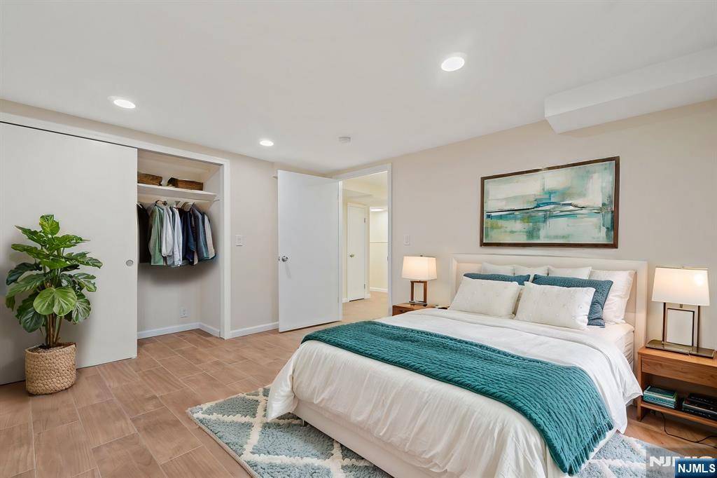 Fort Lee, NJ 07024,234 Columbia AVE #19