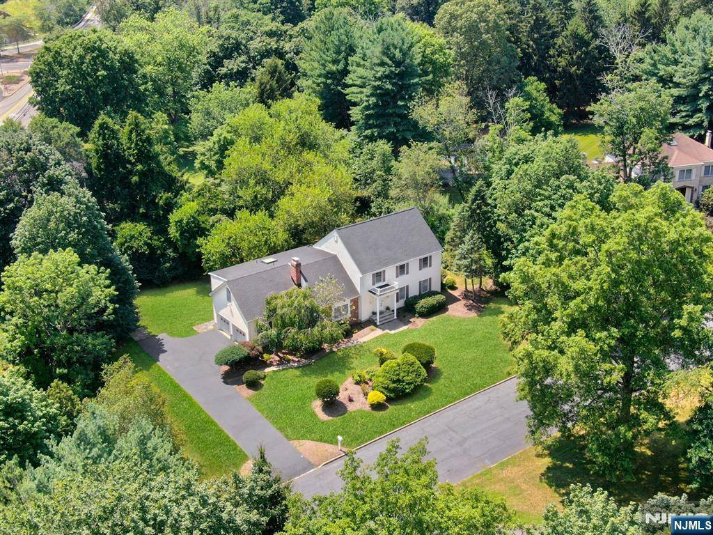Montvale, NJ 07645,2 Morgan CT