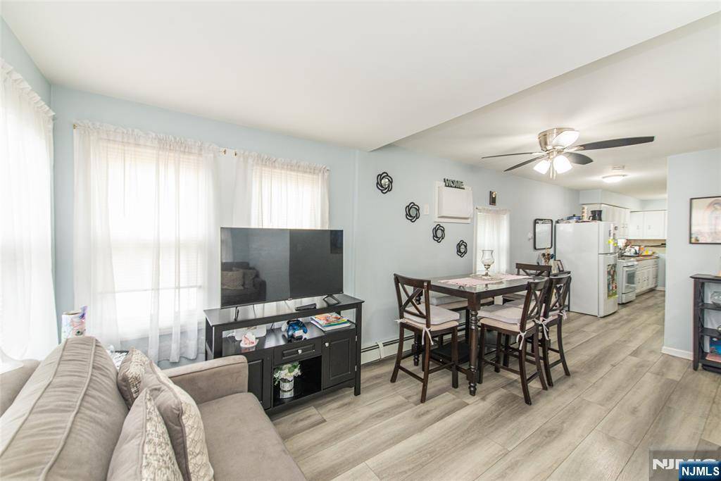 Oakland, NJ 07436,20 Park DR