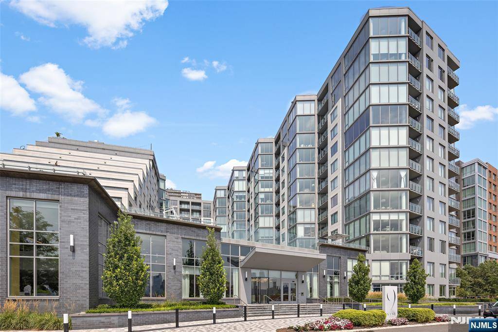 West New York, NJ 07093,9 Ave At Port Imperial #524