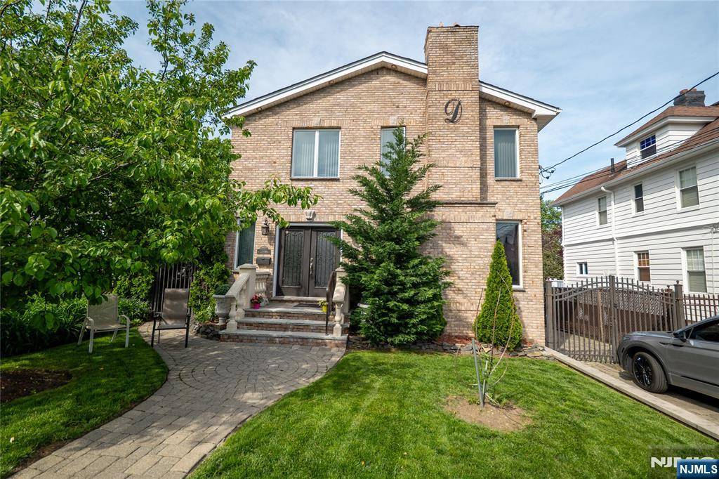 Cliffside Park, NJ 07010,65 Washington #2
