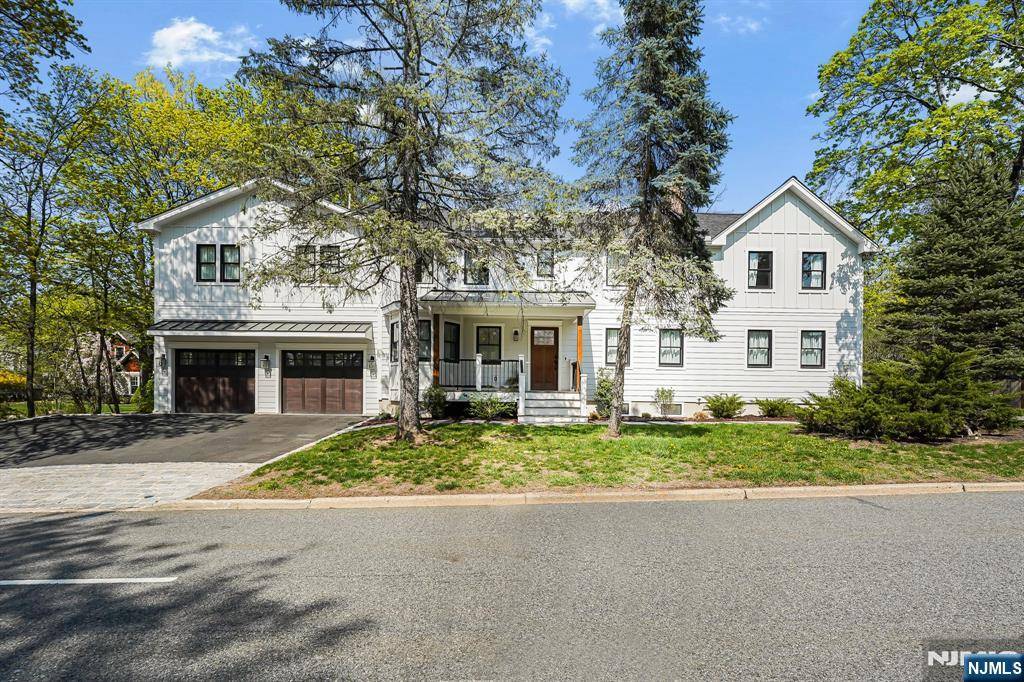 Roseland, NJ 07068,114 Eagle Rock AVE