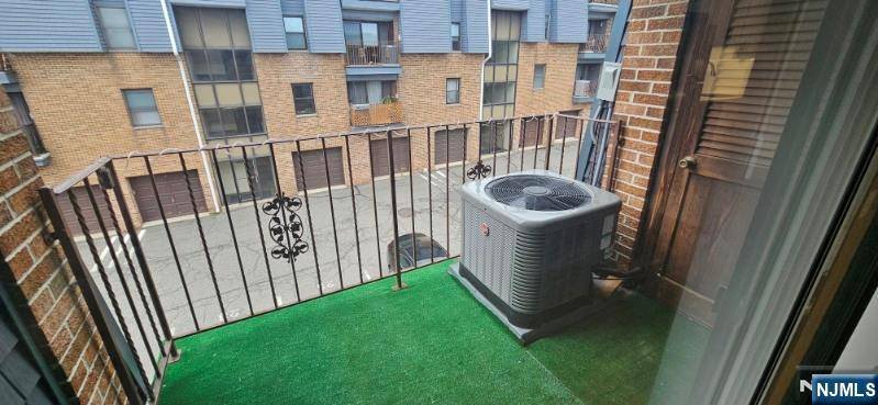Kearny, NJ 07032,700 Schuyler #G34
