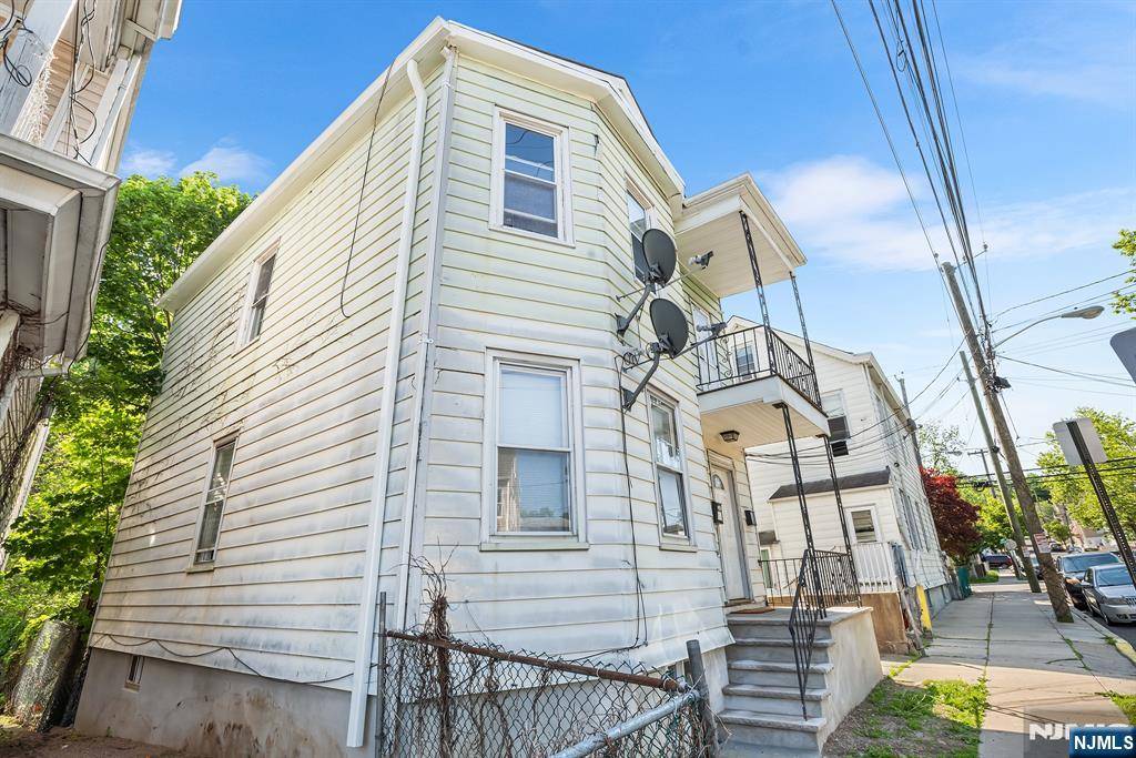 Passaic, NJ 07055,56 Federal ST
