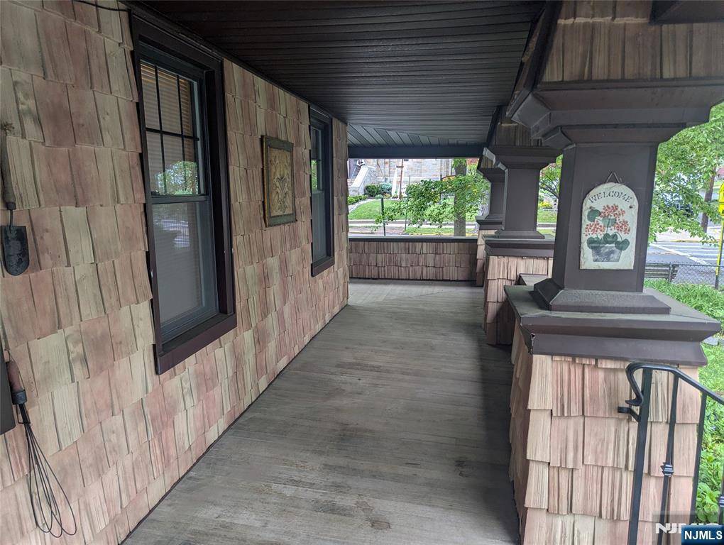 Ridgefield Park, NJ 07660,164 Euclid AVE