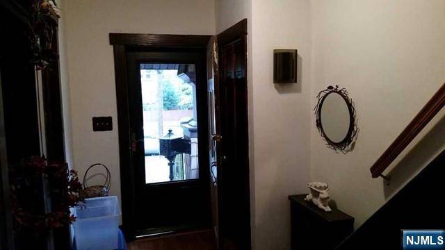 Ridgefield Park, NJ 07660,164 Euclid AVE