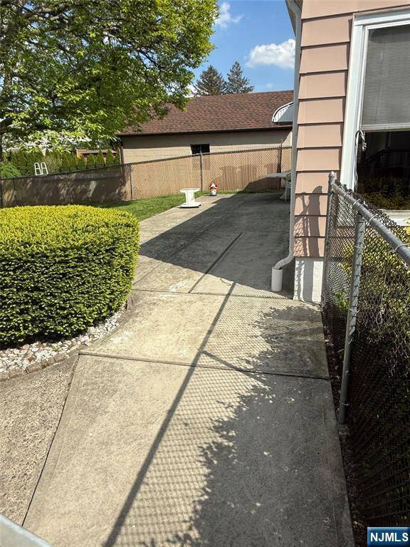 Lodi, NJ 07644,203 Charlton AVE