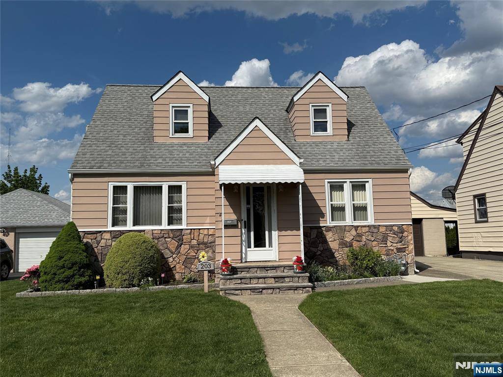 Lodi, NJ 07644,203 Charlton AVE