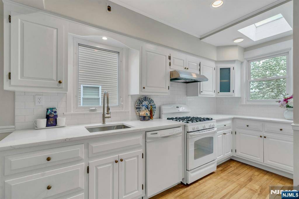 Wood Ridge, NJ 07075,174 Columbia ST
