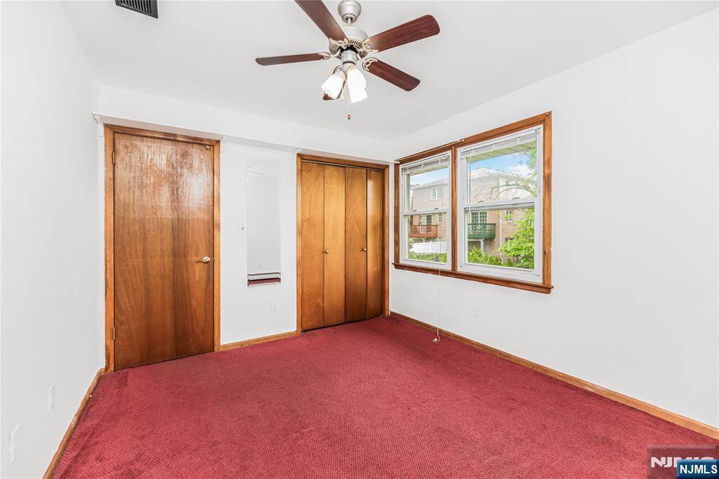 Fort Lee, NJ 07024,460 Myrtle #2
