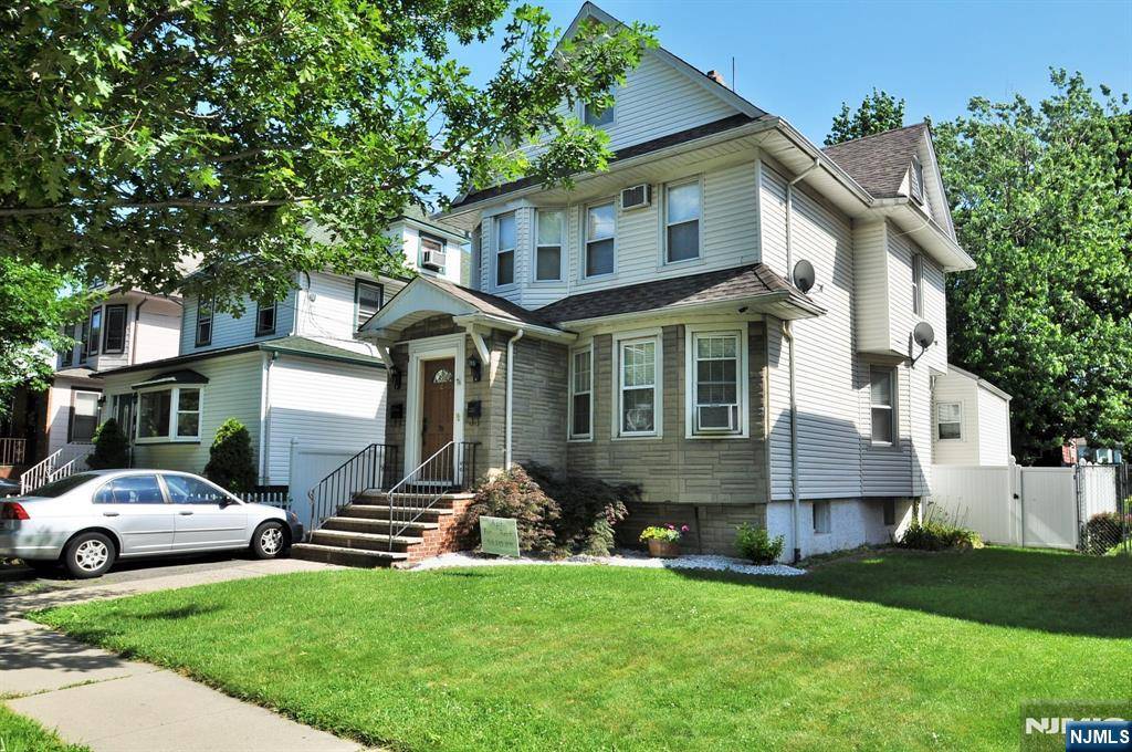 Ridgefield Park, NJ 07660,79 Arthur ST