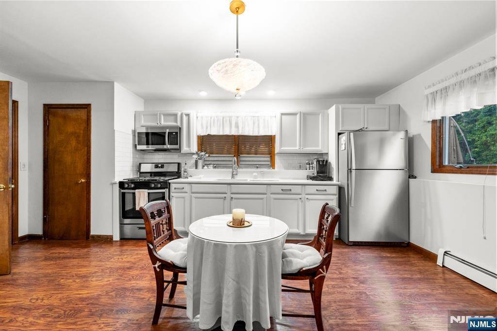 North Arlington, NJ 07031,16 Elm ST