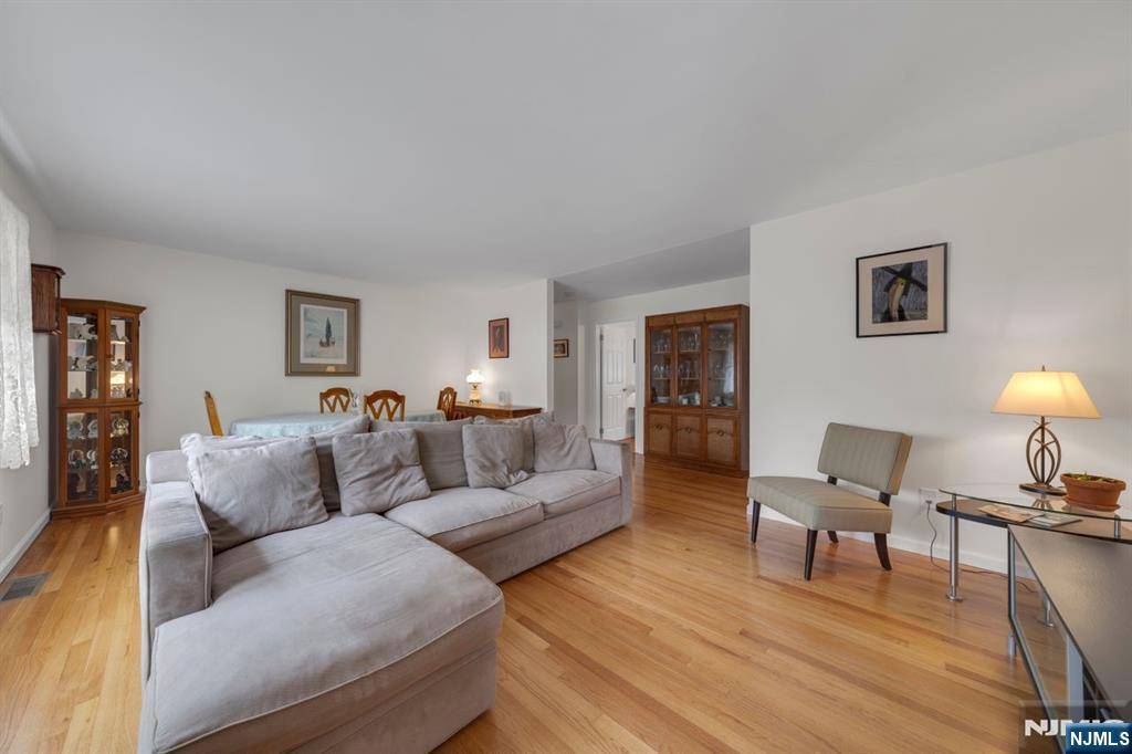 North Arlington, NJ 07031,60 Baltimore AVE