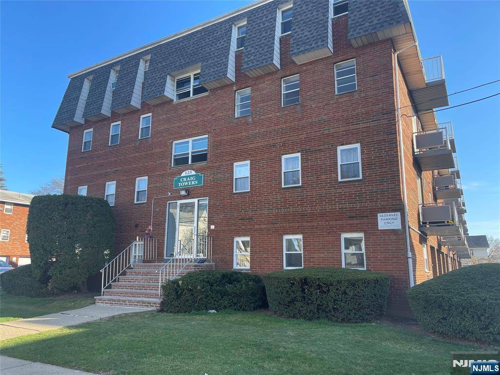 Hackensack, NJ 07601,125 Lawrence ST #11B