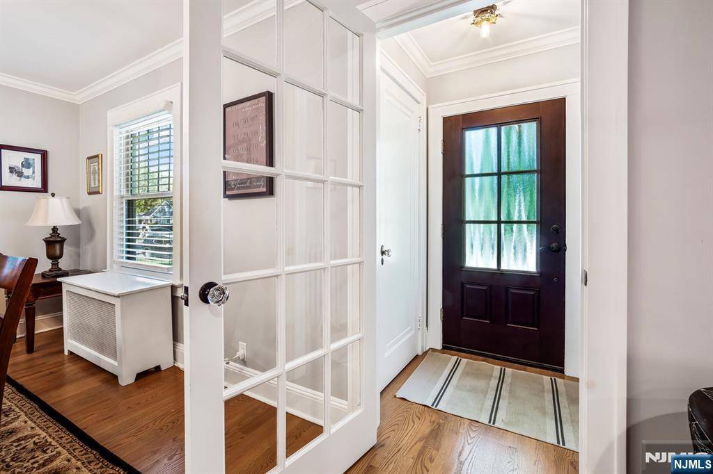 Oradell, NJ 07649,537 Seminole ST