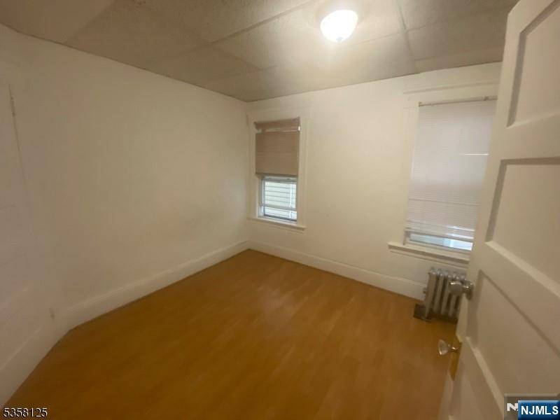 Newark, NJ 07104,695 Mount Prospect AVE