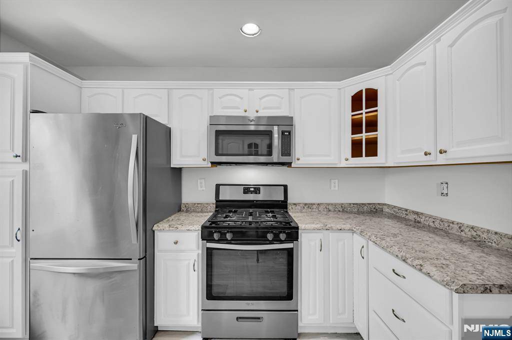 West Milford, NJ 07421,1 Norwood RD