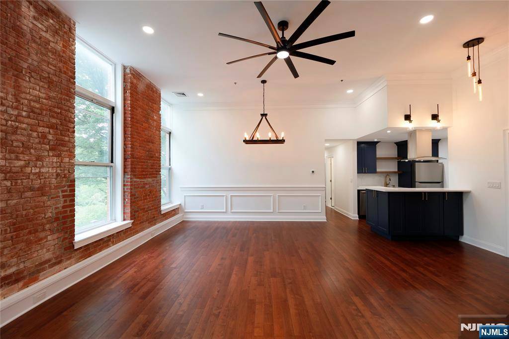 Little Falls, NJ 07424,260 Main ST #213