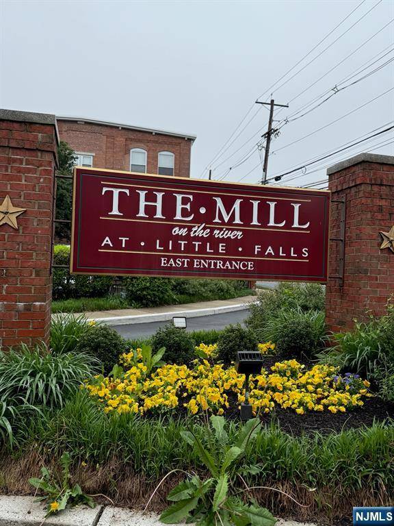 Little Falls, NJ 07424,260 Main ST #213