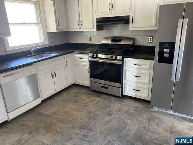 Norwood, NJ 07648,1 Belden PL