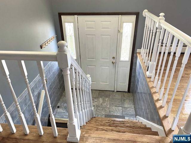 Norwood, NJ 07648,1 Belden PL