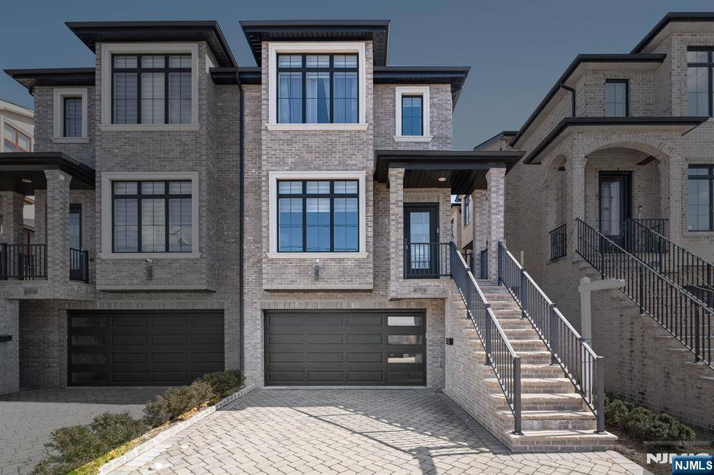 Fort Lee, NJ 07024,1050 Morningside LN #B