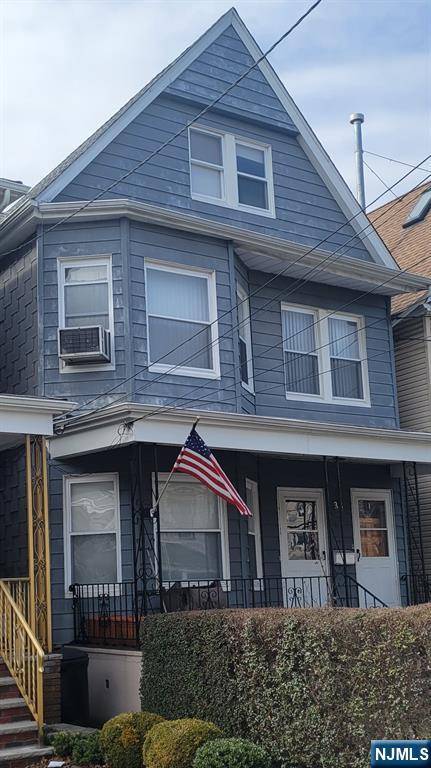 Bayonne, NJ 07002,38 E 35th ST