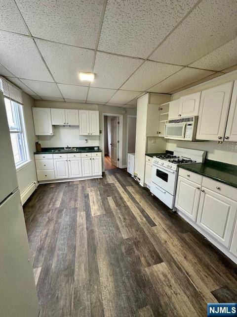 Garfield, NJ 07026,298 Outwater LN #2