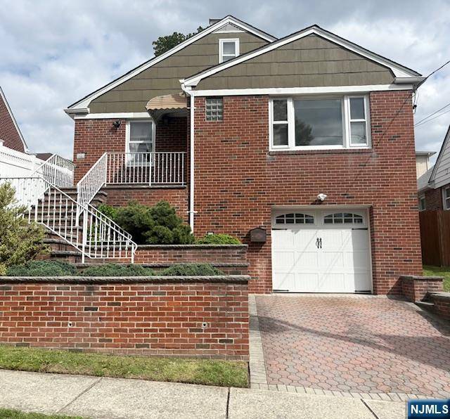 Ridgefield, NJ 07657,748 Stewart ST