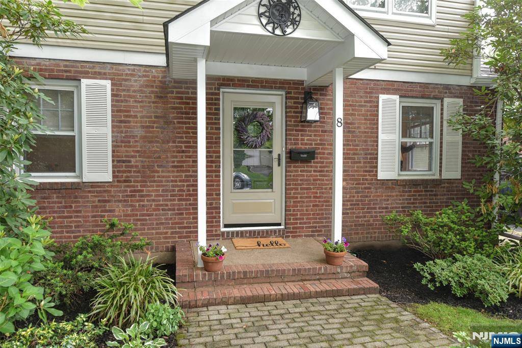 Dumont, NJ 07628,8 Highland AVE