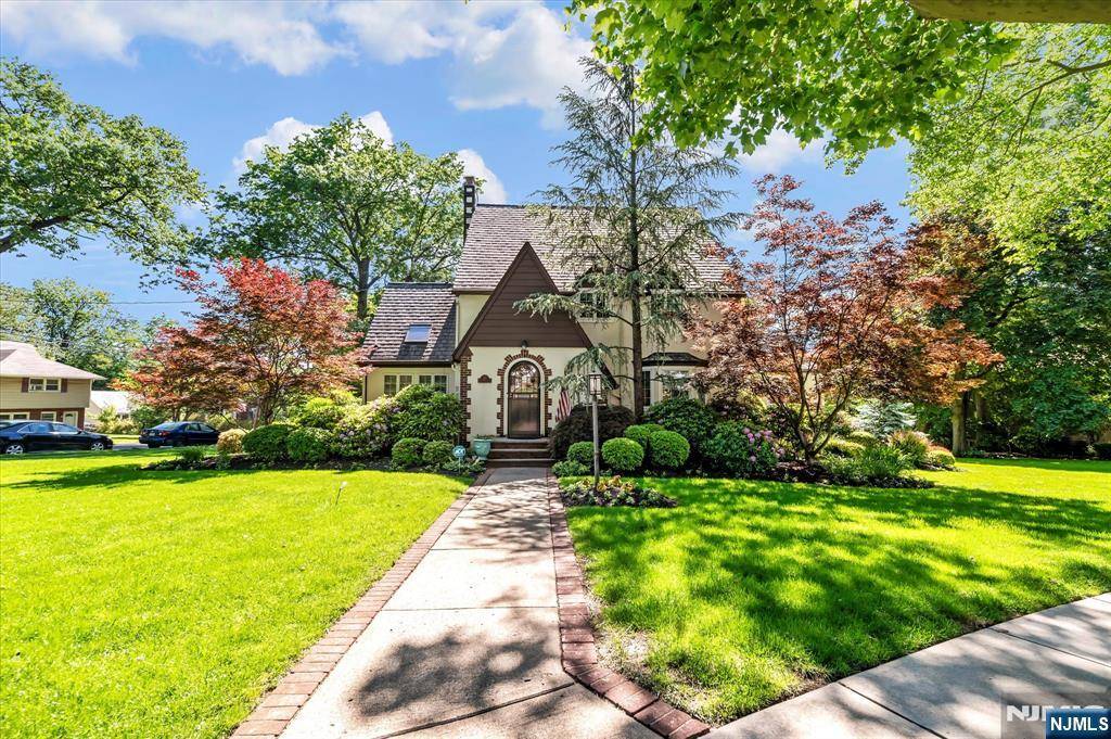 Teaneck, NJ 07666,747 Mildred ST