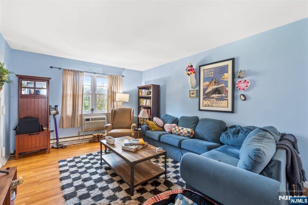 Teaneck, NJ 07666,139 Fort Lee #139A