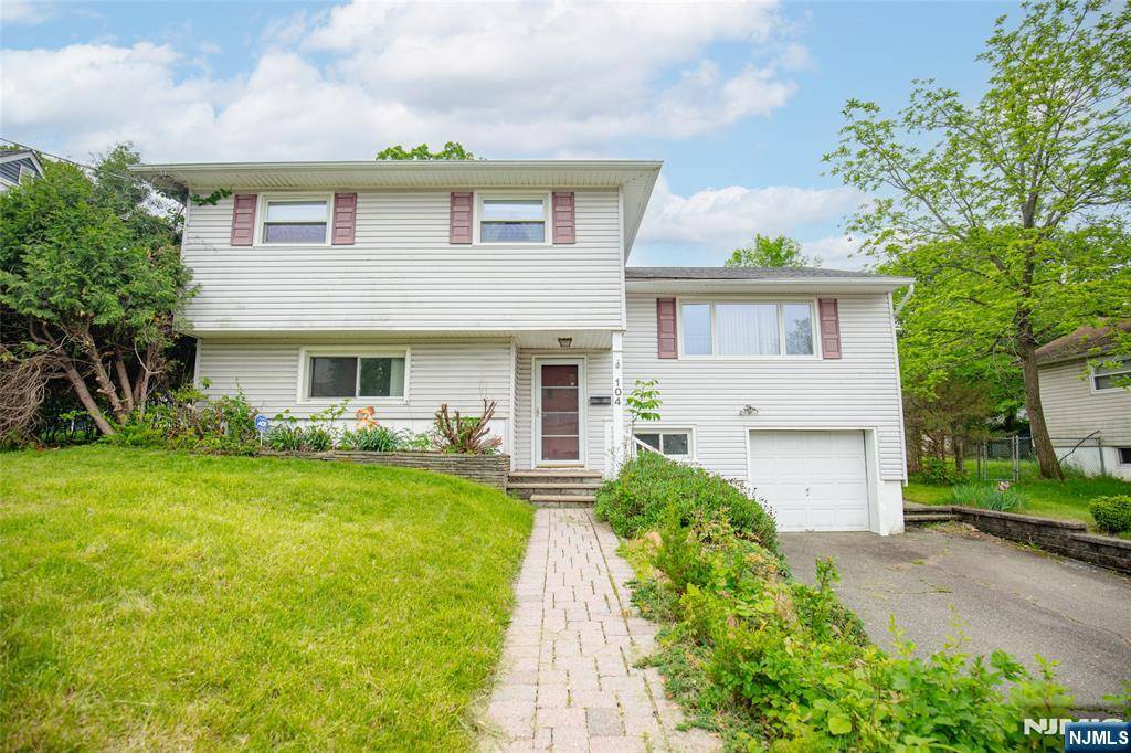 Dover Town, NJ 07801,104 Richard ST