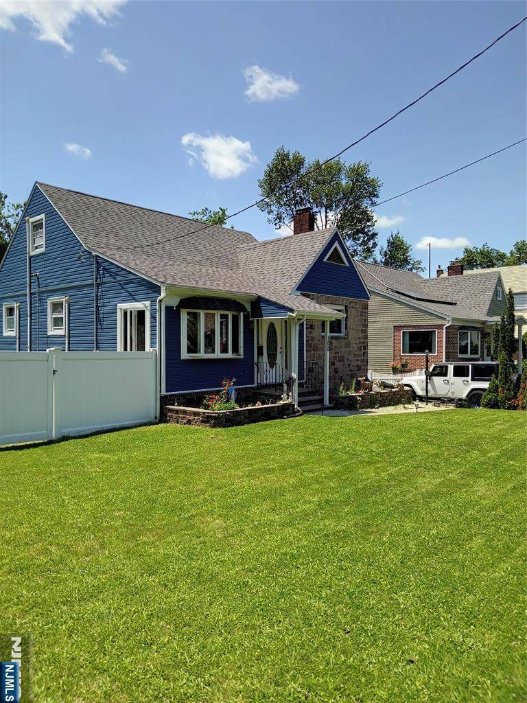 Englewood, NJ 07631,100 Knapp PL