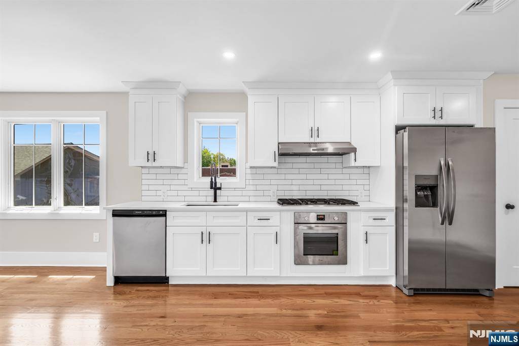 Closter, NJ 07624,162 Closter Dock RD #A