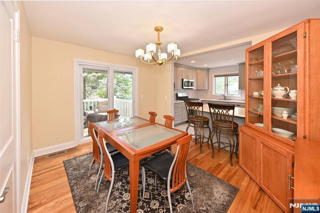Twp Of Washington, NJ 07676,513 Ridgewood RD