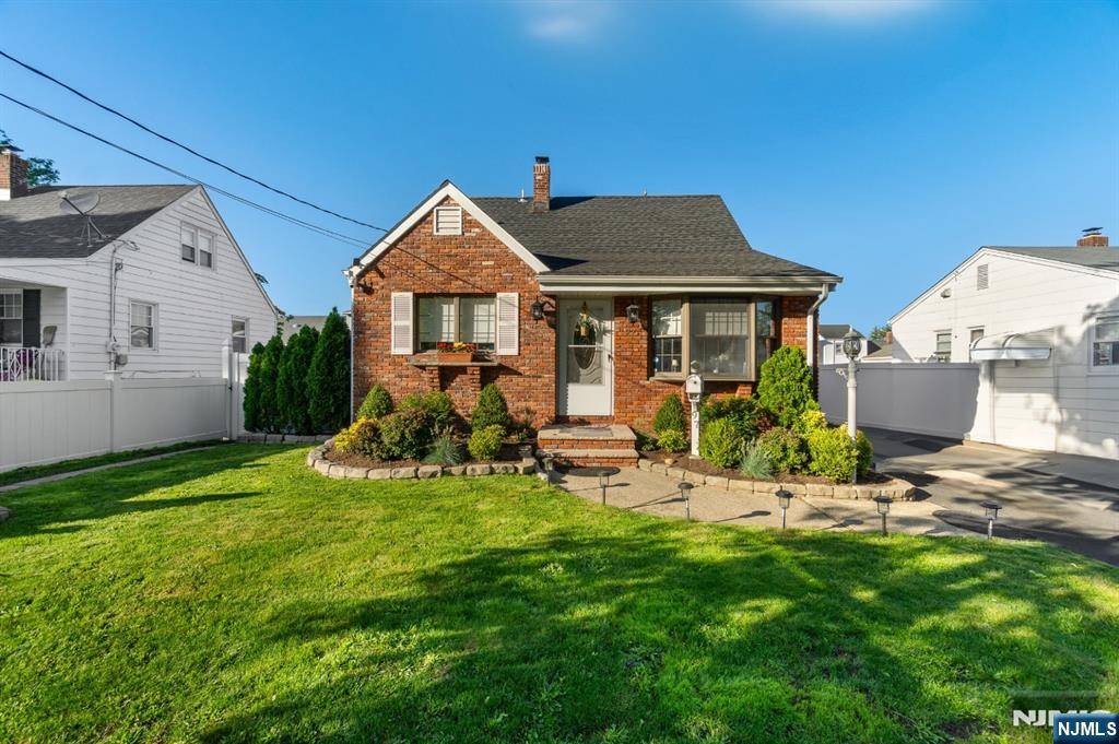 Lodi, NJ 07644,97 Avenue Avenue